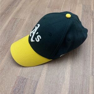 New Era Oakland A’s Hat Green Yellow One Size Velcro Back
